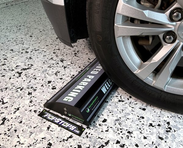Garage Experts Combo Set - Reserved Parking / Welcome Home (18") - Image 4